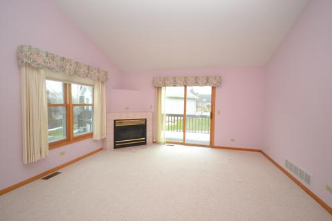 2307 Bluejay Trl, Elgin, IL 60123 photo 3