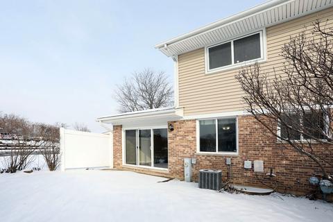 101 E Beech Dr, Schaumburg, IL 60193 photo 6