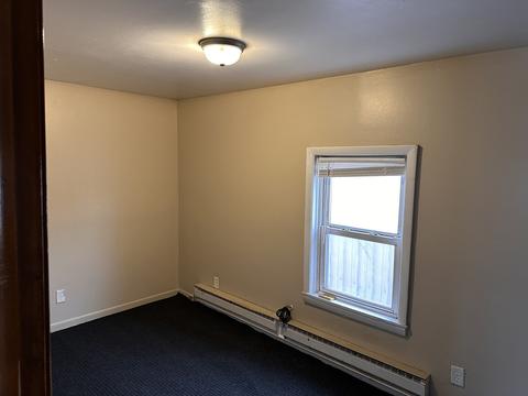 662 W Merchant St, Kankakee, IL 60901 photo 5