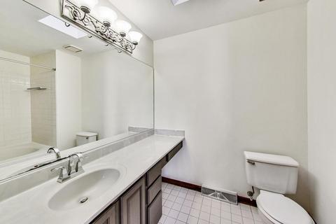 219 Buckingham Dr, Bartlett, IL 60103 photo 22