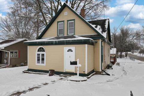 617 E 4th St, Rock Falls, IL 61071 photo 1