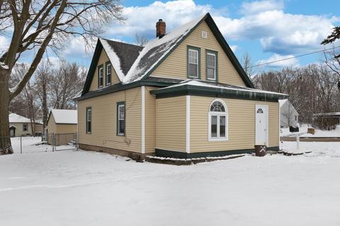 617 E 4th St, Rock Falls, IL 61071 photo 2