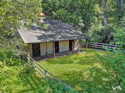 33 W801 Mare Barn Ln, Wayne, IL 60184 photo 24