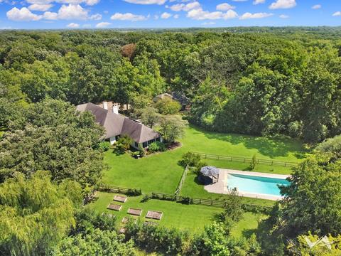 33 W801 Mare Barn Ln, Wayne, IL 60184 photo 31