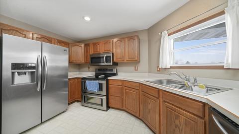 108 Miller Ct, Davis, IL 61019 photo 7