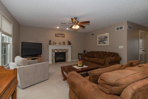 1809 Setter St, Normal, IL 61761 photo 4