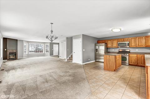 3 Meadow Ln, Oakwood Hills, IL 60013 photo 9