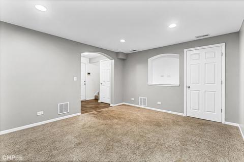 3 Meadow Ln, Oakwood Hills, IL 60013 photo 28