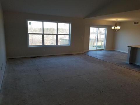 305 Cloud Mist Dr, Capron, IL 61012 photo 2