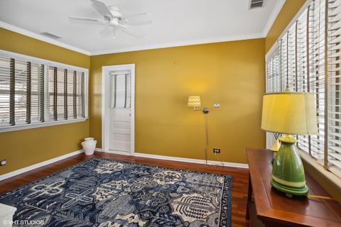 1118 E Illinois St, Wheaton, IL 60187 photo 4