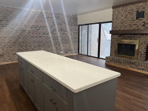 304 Kenneth Cir, Elgin, IL 60120 photo 8