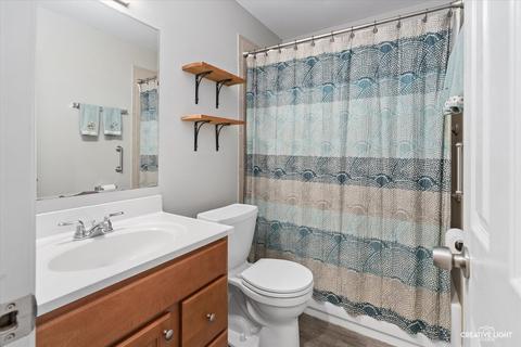 1060 Trask St, Aurora, IL 60505 photo 13