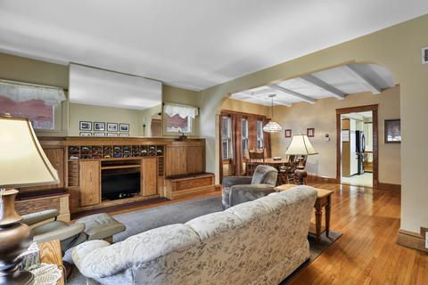 2012 E Taylor St, Bloomington, IL 61701 photo 4
