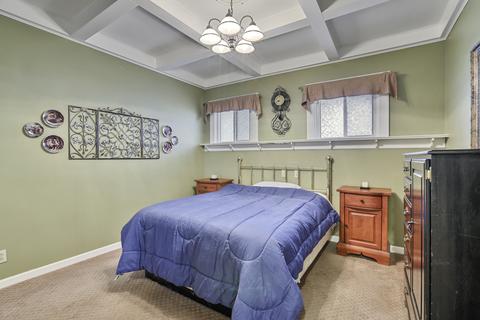 2012 E Taylor St, Bloomington, IL 61701 photo 16
