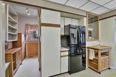 2012 E Taylor St, Bloomington, IL 61701 photo 10