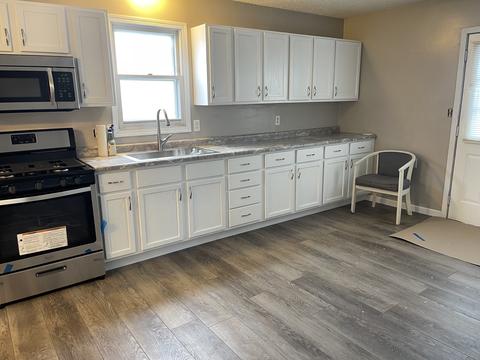 339 12 E Florence St, Oglesby, IL 61348 photo 5