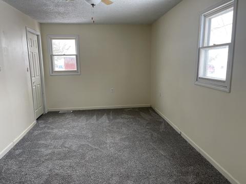 339 12 E Florence St, Oglesby, IL 61348 photo 3