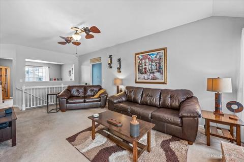 607 Cartwright Trl, Mchenry, IL 60050 photo 14