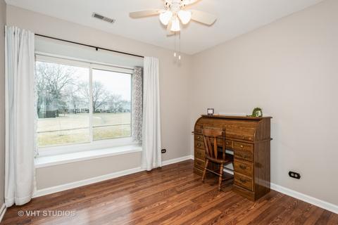 2019 Sudbury Dr, Hoffman Estates, IL 60169 photo 12