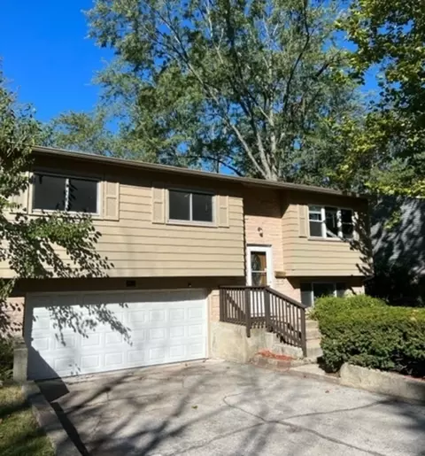 714 Circle Dr, University Park, IL 60484