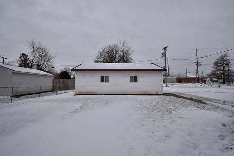 210 E Hamilton St, Odell, IL 60460 photo 42