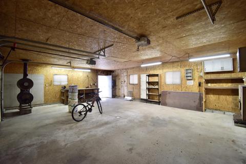 210 E Hamilton St, Odell, IL 60460 photo 45