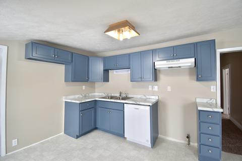 210 E Hamilton St, Odell, IL 60460 photo 10