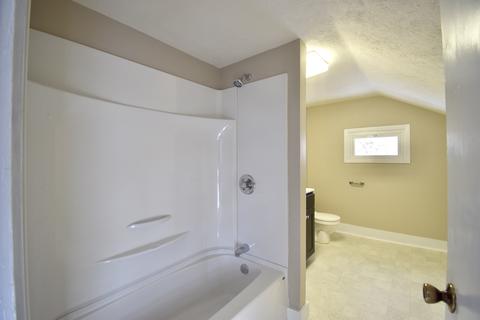 210 E Hamilton St, Odell, IL 60460 photo 31