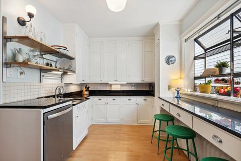 2503 Payne St, Evanston, IL 60201 photo 17
