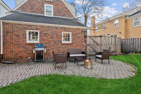 2503 Payne St, Evanston, IL 60201 photo 4