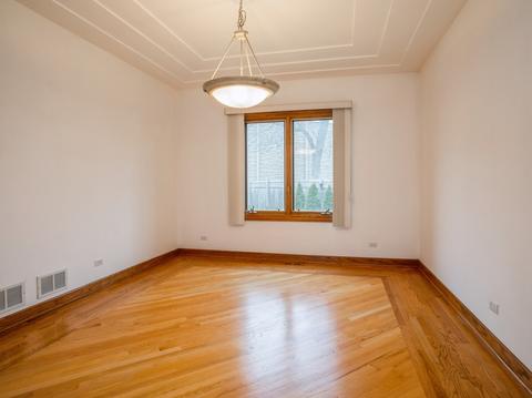 565 W North St, Itasca, IL 60143 photo 3