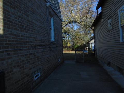 241 E 149th St, Harvey, IL 60426 photo 7