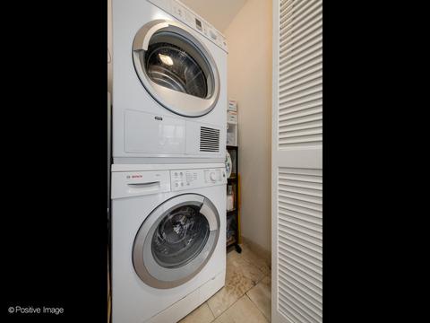 222 E Pearson St #304, Chicago, IL 60611 photo 15