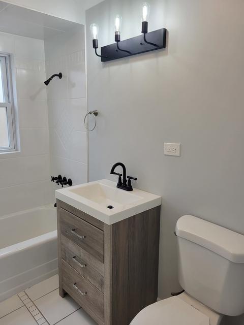 2140 E 96th St, Chicago, IL 60617 photo 24
