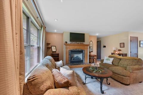 607 Ridge Rd, Philo, IL 61864 photo 7