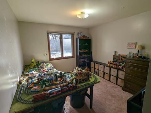 709 E Ash St, Watseka, IL 60970 photo 23