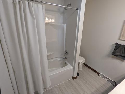 709 E Ash St, Watseka, IL 60970 photo 30