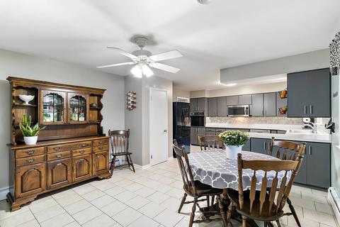 633 Meadow Ln, Beecher, IL 60401 photo 4