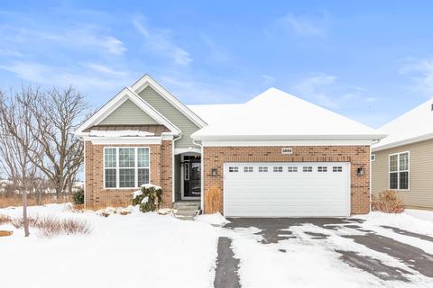 3892 Double Eagle Dr, Elgin, IL 60124 photo 1