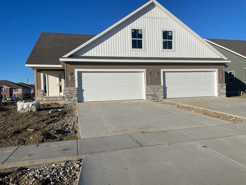 1712 Millstone Dr, Normal, IL 61761 photo 1