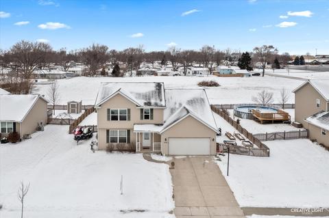 215 Arrowhead Dr, Minooka, IL 60447 photo 1