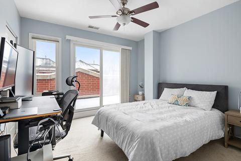 323 E 17th St, Chicago, IL 60616 photo 14