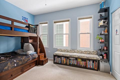 323 E 17th St, Chicago, IL 60616 photo 12