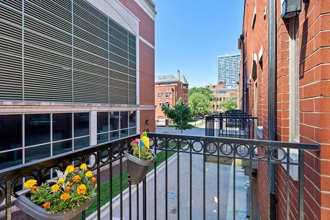 323 E 17th St, Chicago, IL 60616 photo 20
