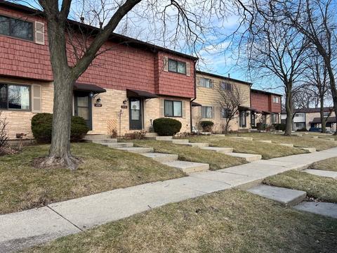 1706 Lakeview Dr, Wheeling, IL 60090 photo 1