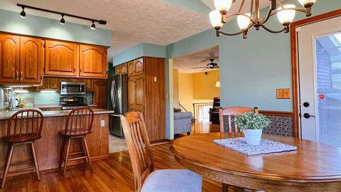 210 Belview Ave, Normal, IL 61761 photo 4
