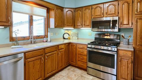 210 Belview Ave, Normal, IL 61761 photo 9