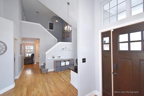 1360 Newcastle Ln, Bartlett, IL 60103 photo 7