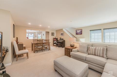 471 Conservatory Ln, Aurora, IL 60502 photo 6