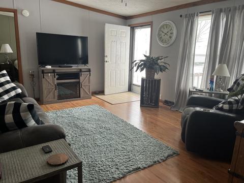 215 Silver St, Oakland, IL 61943 photo 6